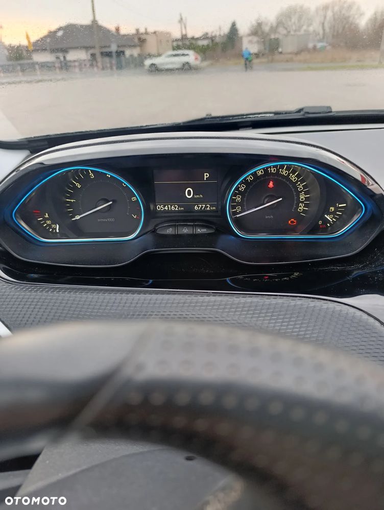 Peugeot 2008 PureTech 110 Stop&Start EAT6 GT-Line Edition - 18