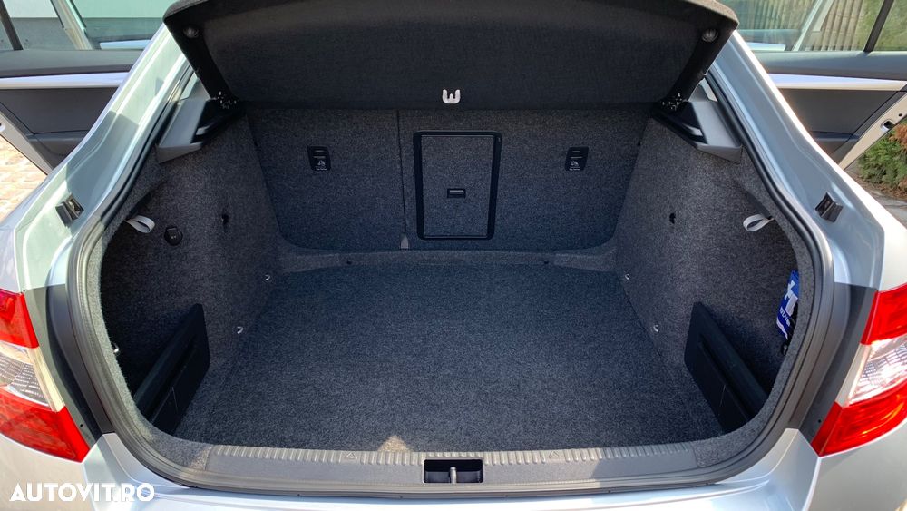 Skoda Octavia 1.4 TSI ELEGANCE - 7