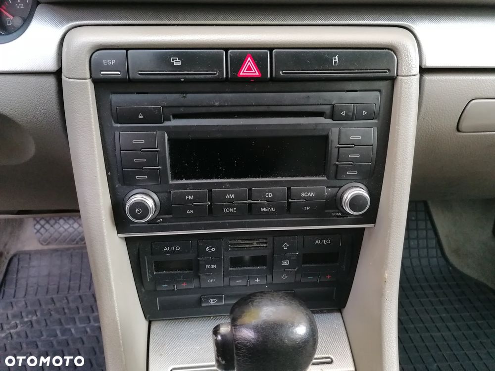 Audi A4 ver-avant-2-5-tdi-multitronic - 16
