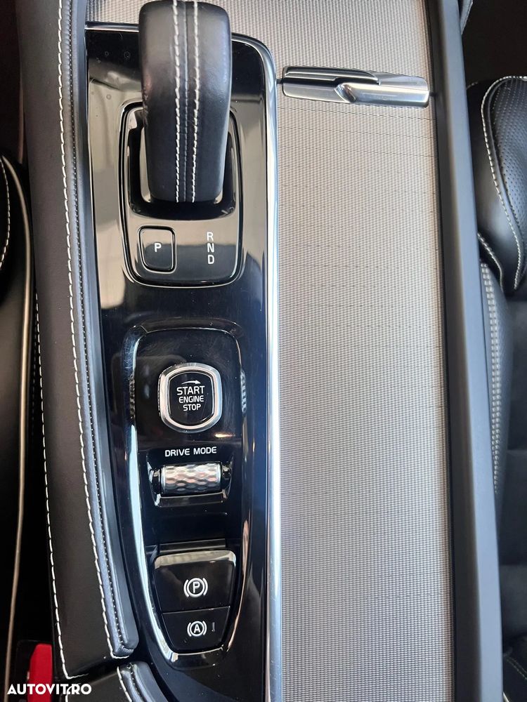 Volvo XC 90 B5 MHEV AWD 5 locuri R-Design - 17