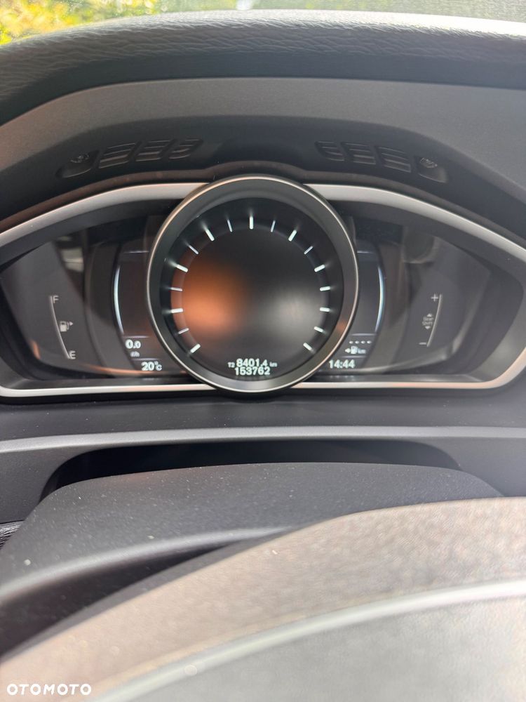 Volvo V40 T2 R-Design Momentum - 9