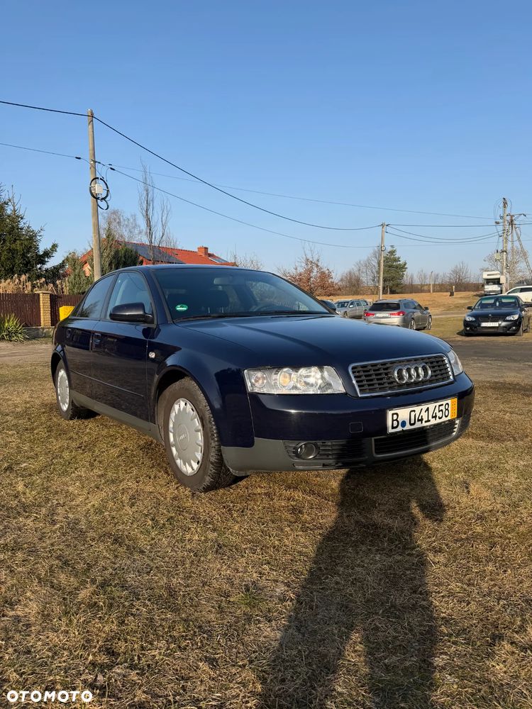 Audi A4 Limousine 2 - 6