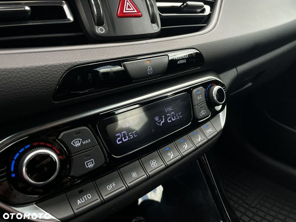 Hyundai i30 - 27