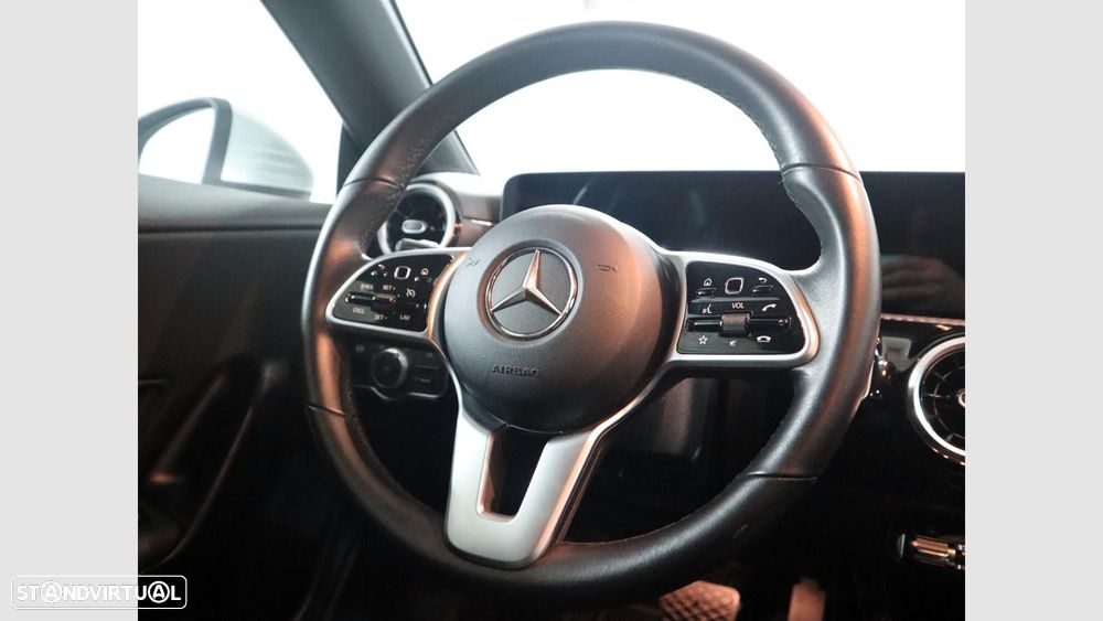 Mercedes-Benz CLA 180 d Shooting Brake Style Plus Aut. - 17