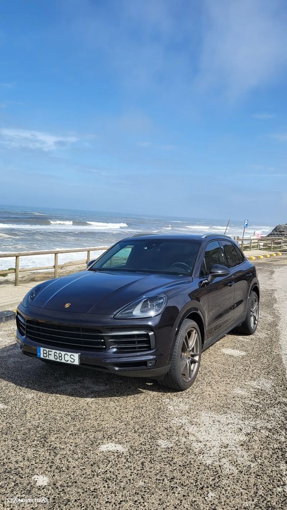 Porsche Cayenne E-Hybrid - 1
