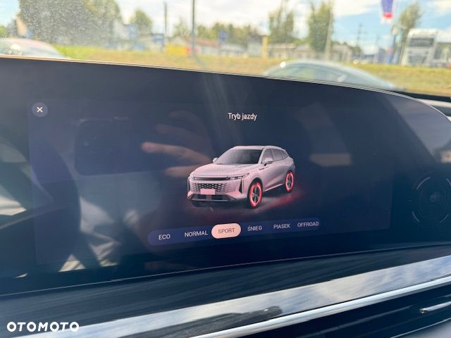 Omoda 9 1.5 Super Hybrid Exclusive AWD - 13