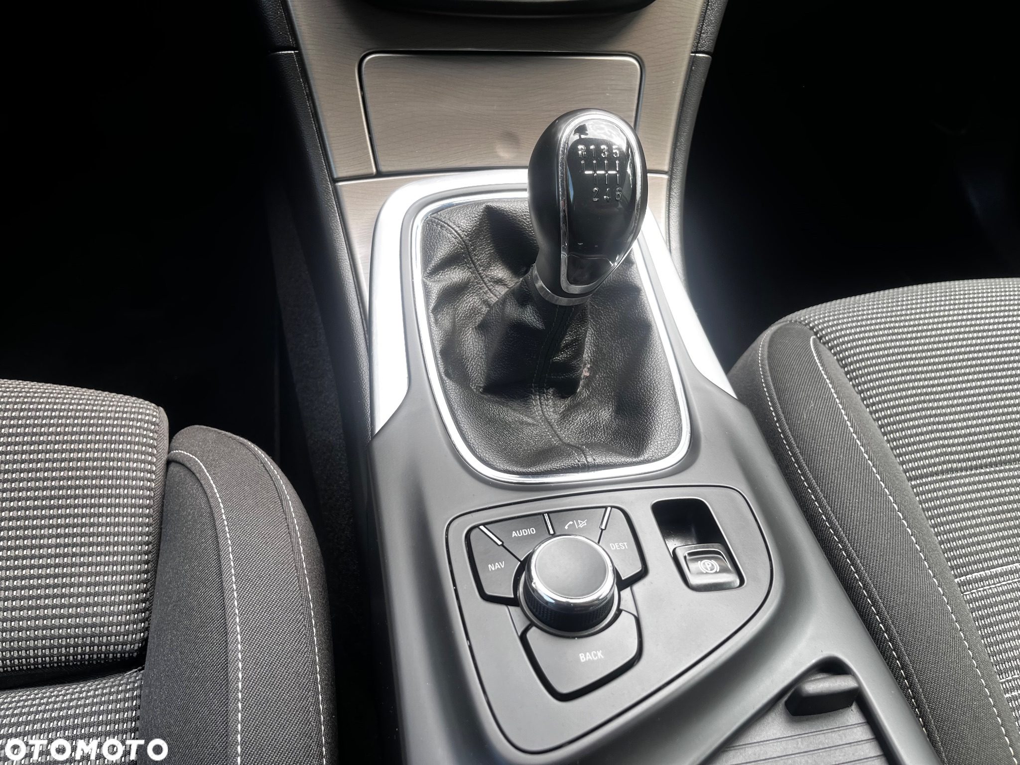 Opel Insignia 2.0 CDTI Sport - 29