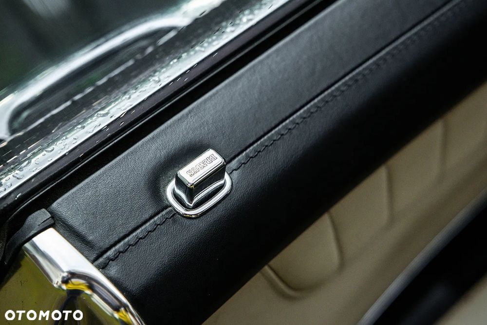 Mercedes-Benz CL - 33