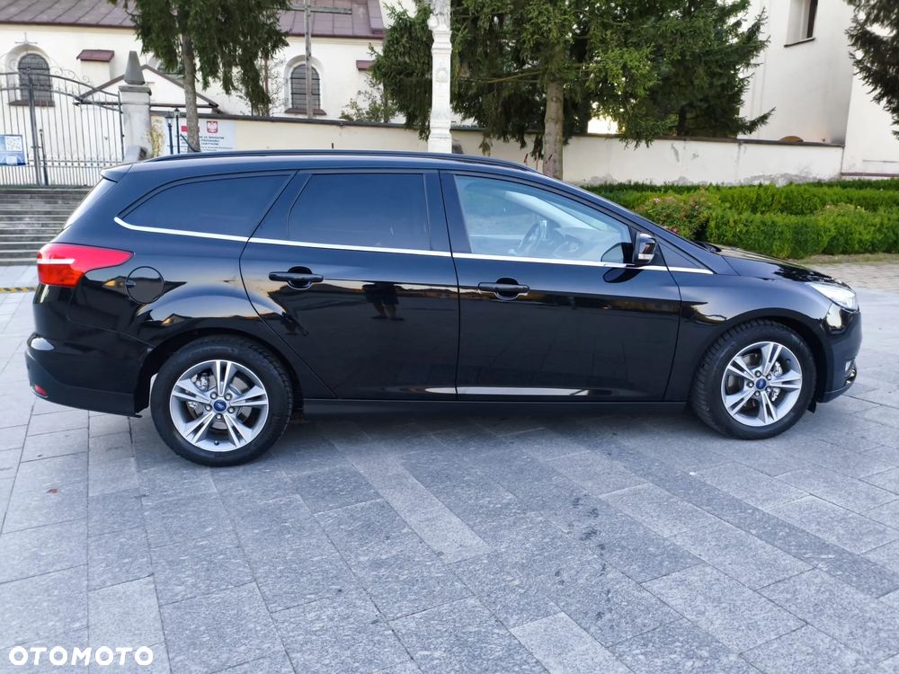 Ford Focus 1.6 TDCi DPF Start-Stopp-System Titanium - 13