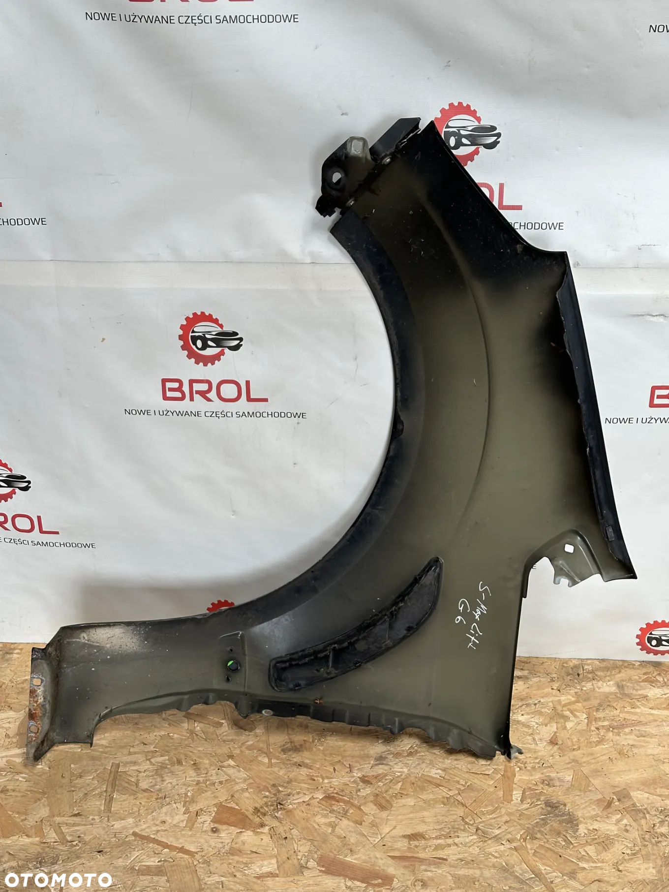 BŁOTNIK PRZEDNI PRAWY FORD S-MAX 06-15  G6 - 6