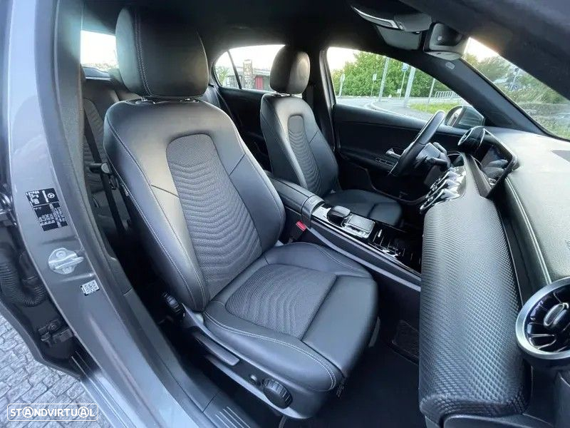 Mercedes-Benz A 180 d Style Plus Aut. - 48