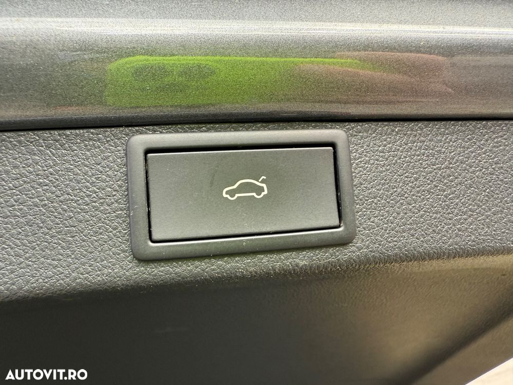 SKODA Octavia 2023 — imagine 10