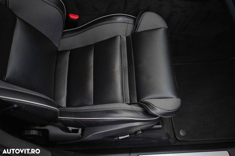 Volvo XC 60 Recharge T6 Twin Engine eAWD R-Design Expression - 20