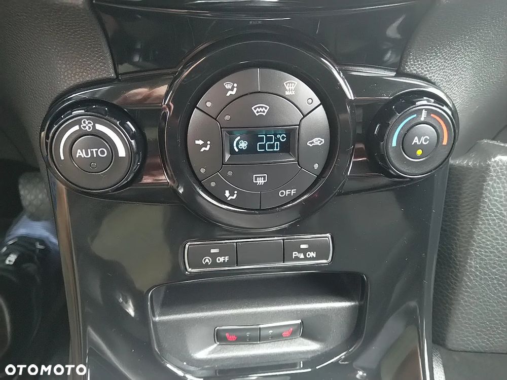 Ford Fiesta 1.0 EcoBoost Titanium - 21