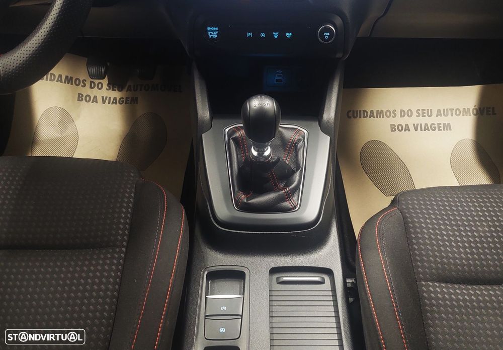 Ford Focus 1.0 EcoBoost MHEV ST-Line - 16