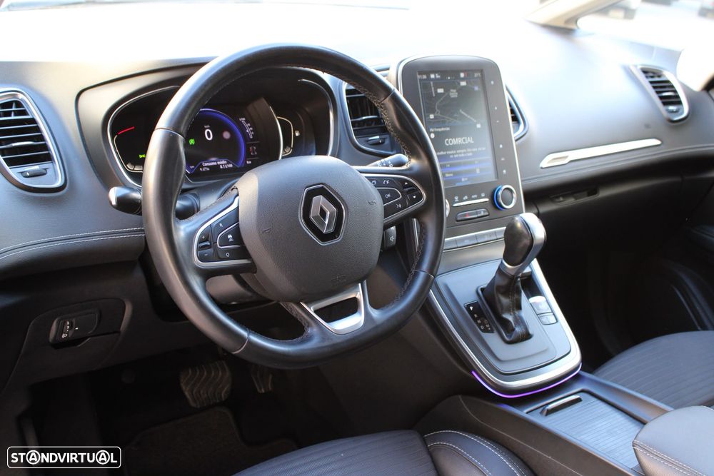 Renault Grand Scénic dCi 110 EDC Bose Edition - 8