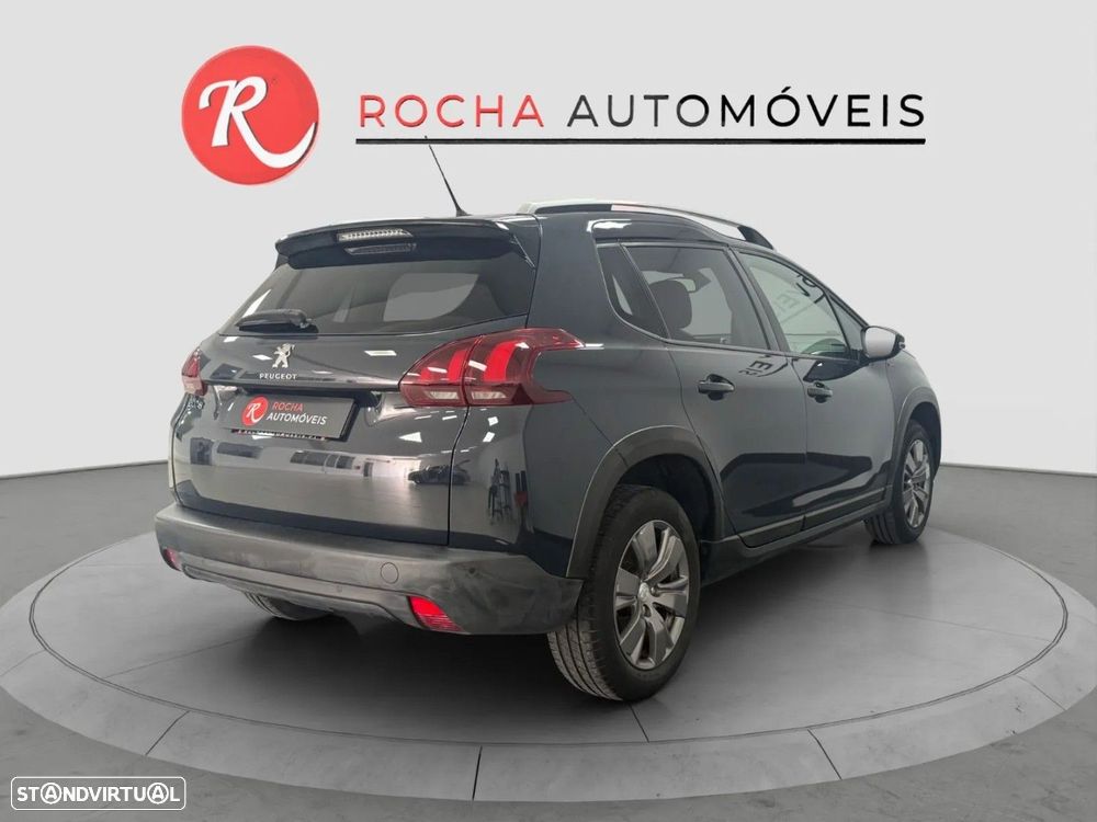 Peugeot 2008 1.2 PureTech Style - 6