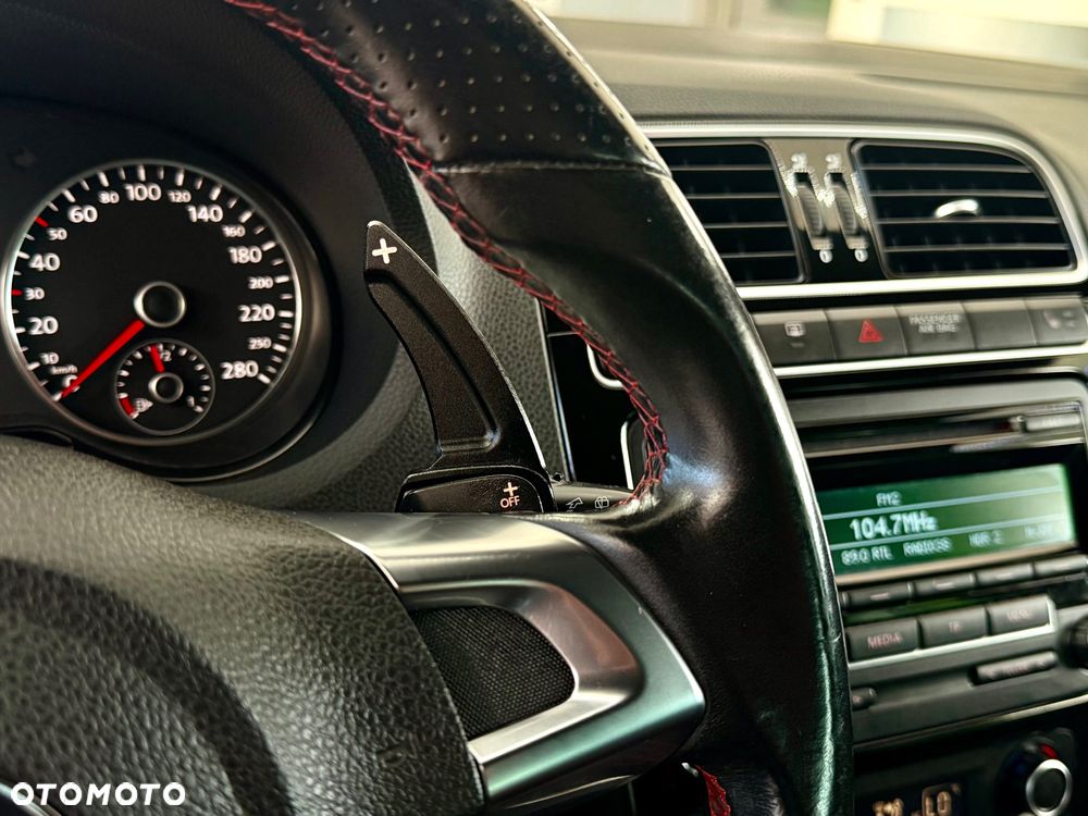 Volkswagen Polo - 14