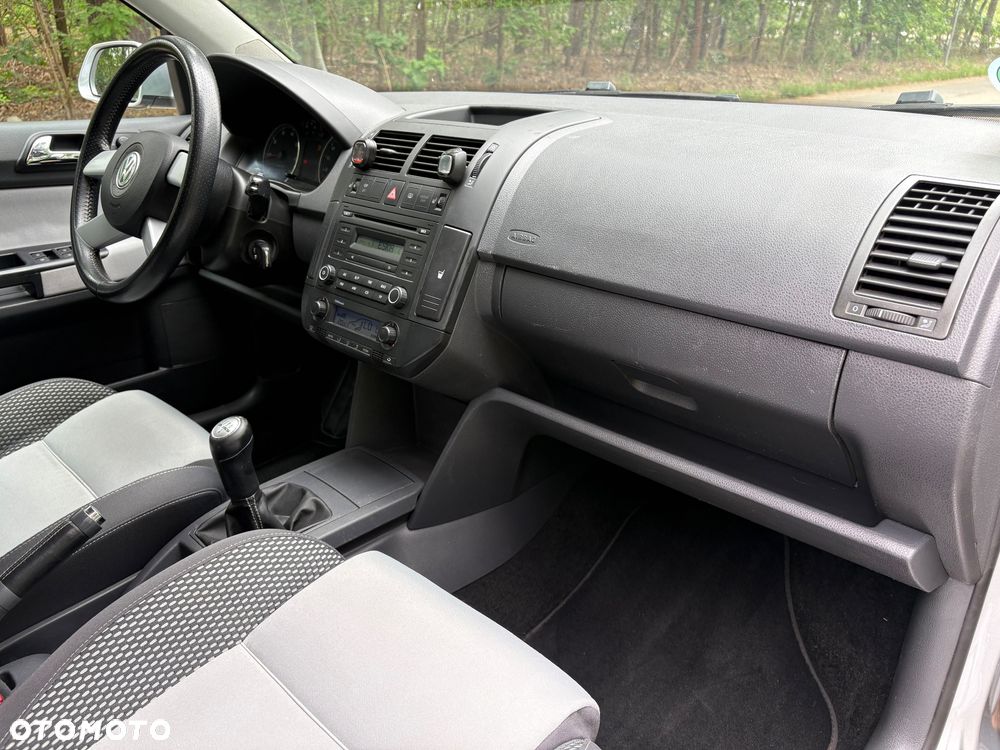 Volkswagen Polo Cross - 16
