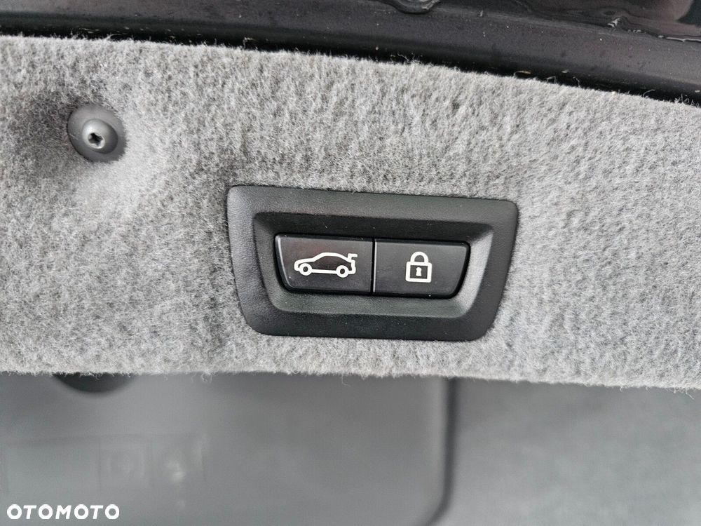 BMW Seria 7 - 18