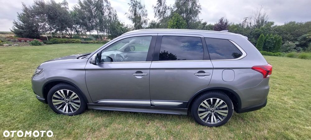 Mitsubishi Outlander 2.0 Intense Comfort 4WD CVT - 12
