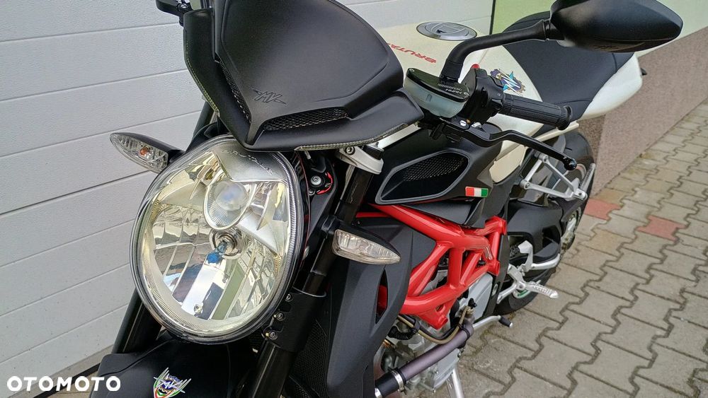 MV AGUSTA Brutale - 13