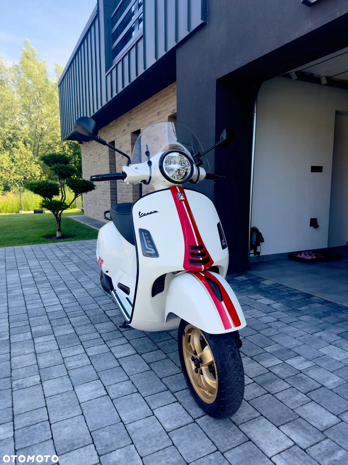 Vespa GTS - 2