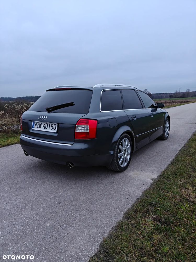 Audi A4 Avant 1.8T - 13