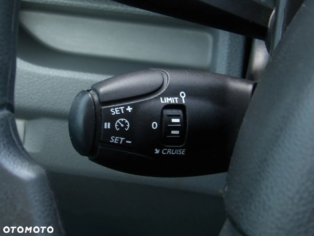 Opel Vivaro - 20