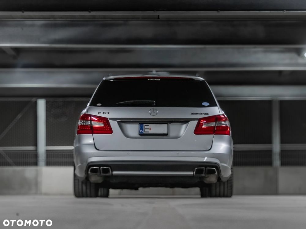 Mercedes-Benz Klasa E 63 AMG AMG Speedshift 7G-MCT - 7
