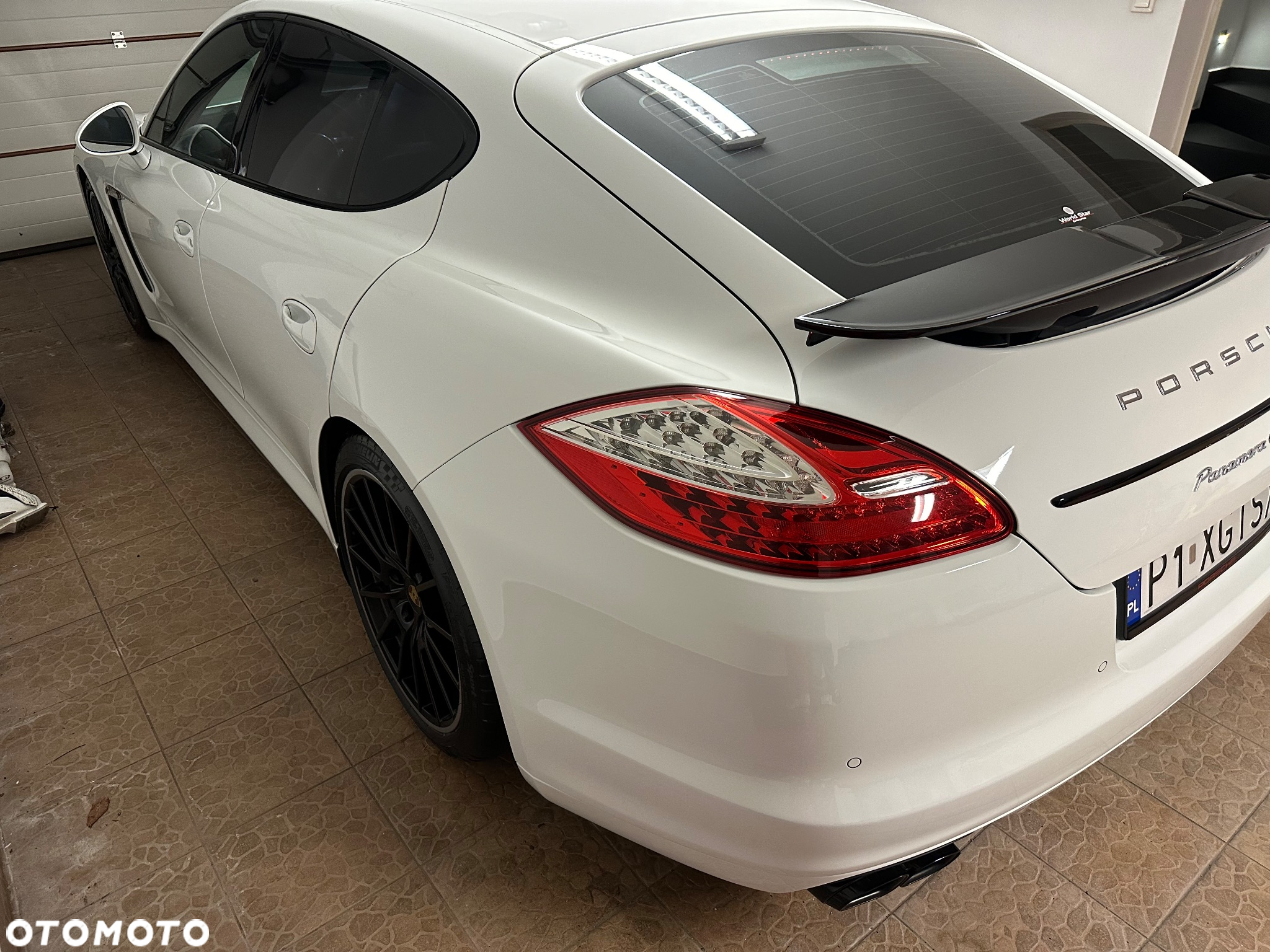 Porsche Panamera GTS - 23
