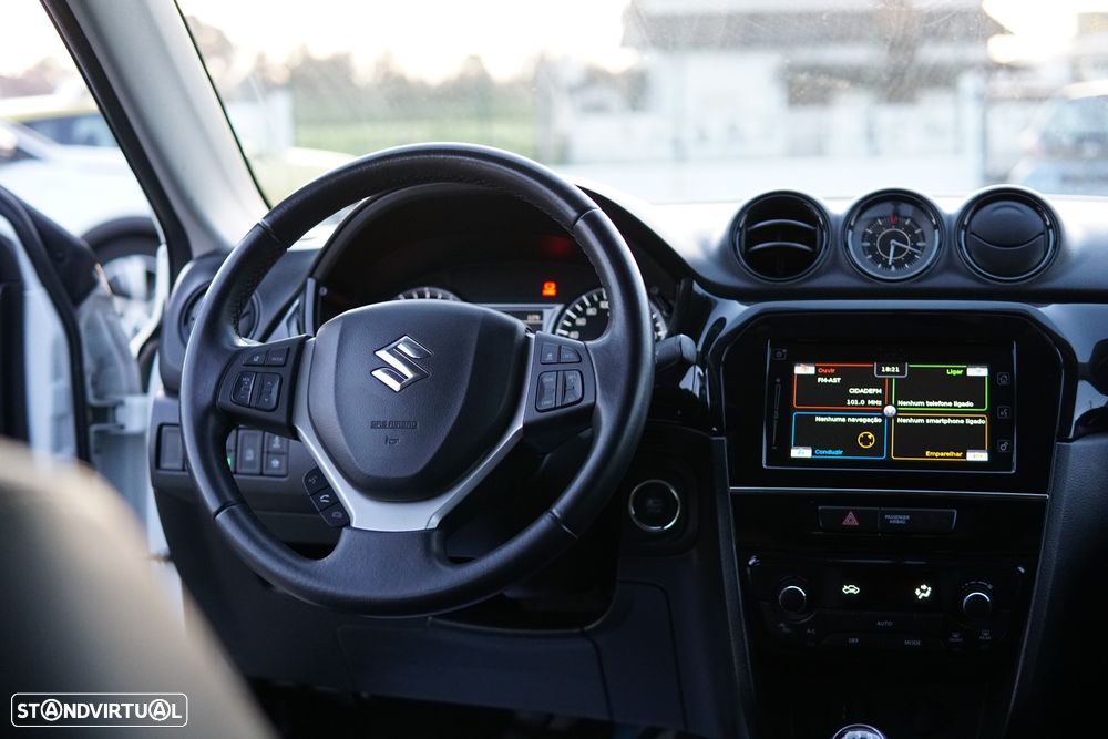 Suzuki Vitara 1.6 VVT GLX - 15