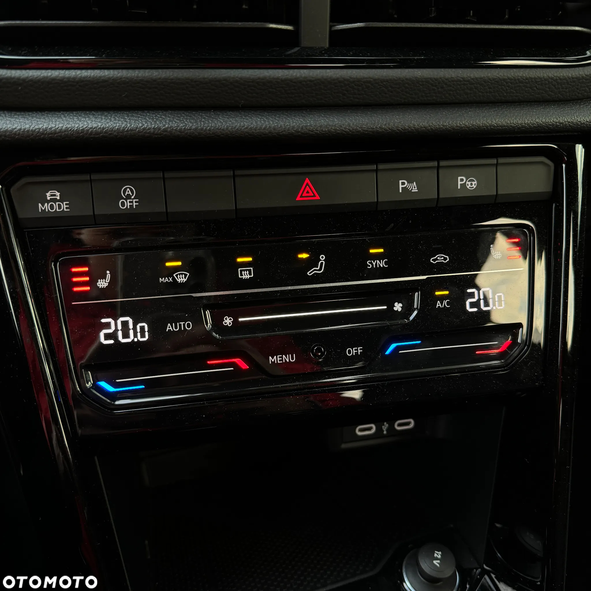 Volkswagen T-Roc 1.5 TSI R-Line DSG - 27