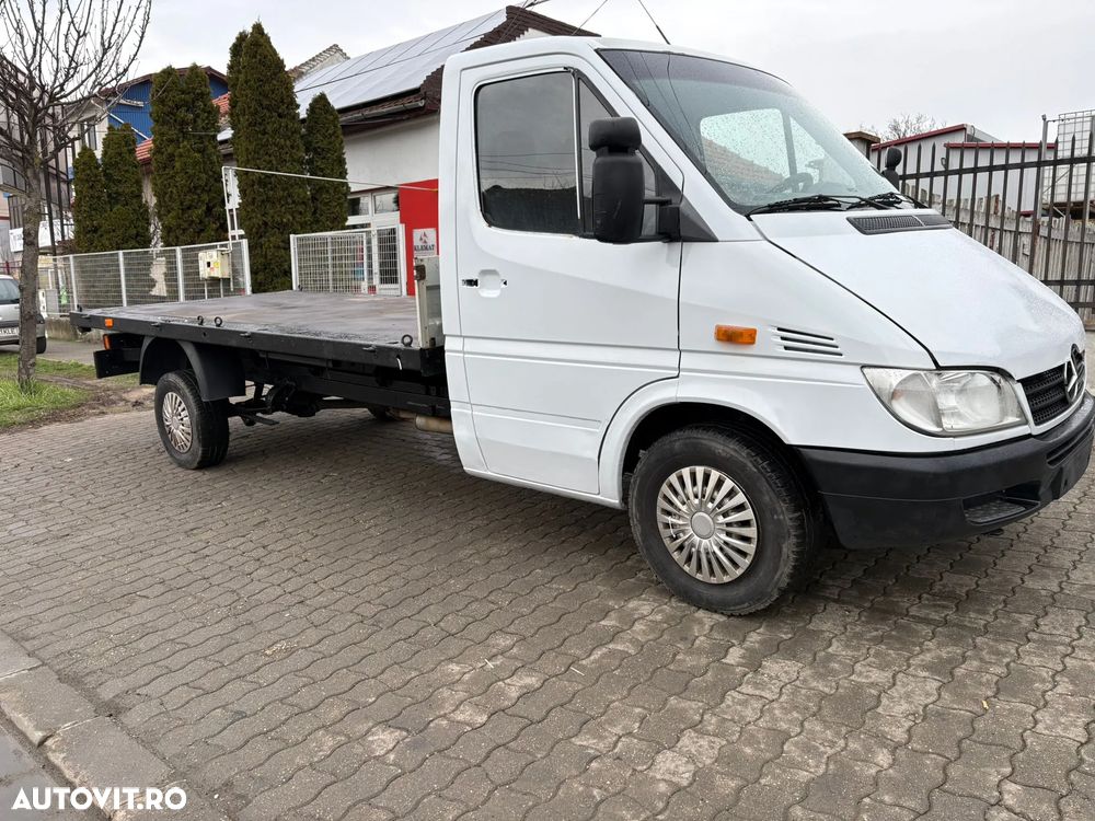Mercedes-Benz Sprinter - 1