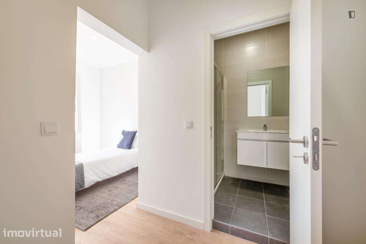 Quarto - localizado em Mouraria Lisbon - Grande imagem: 2/17