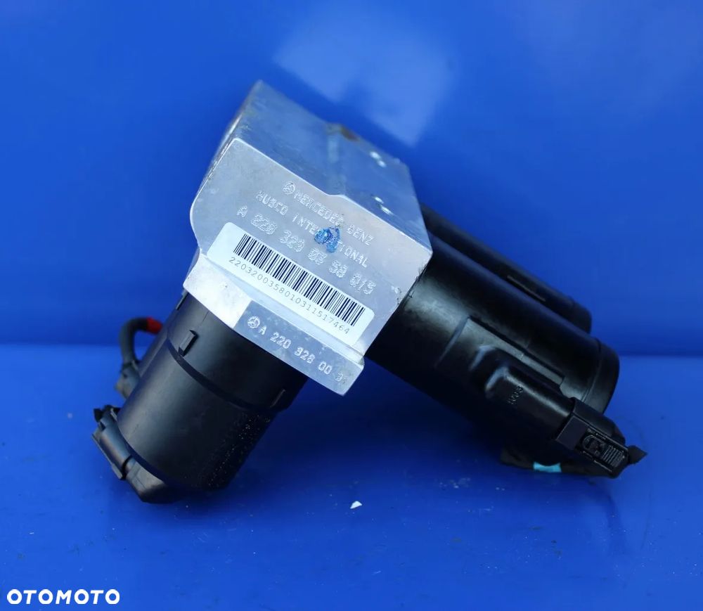 Blok zaworów ABC przód tył OE Mercedes SL R230 W230 SL500 W215 A2203200358 - 9