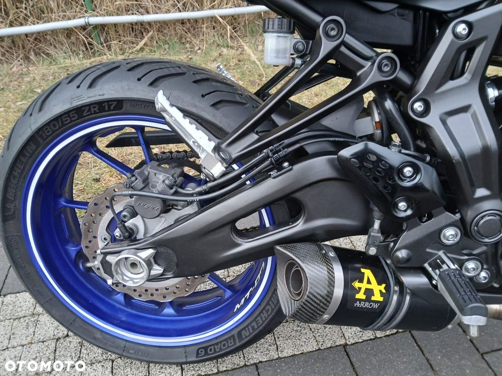 Yamaha MT - 17