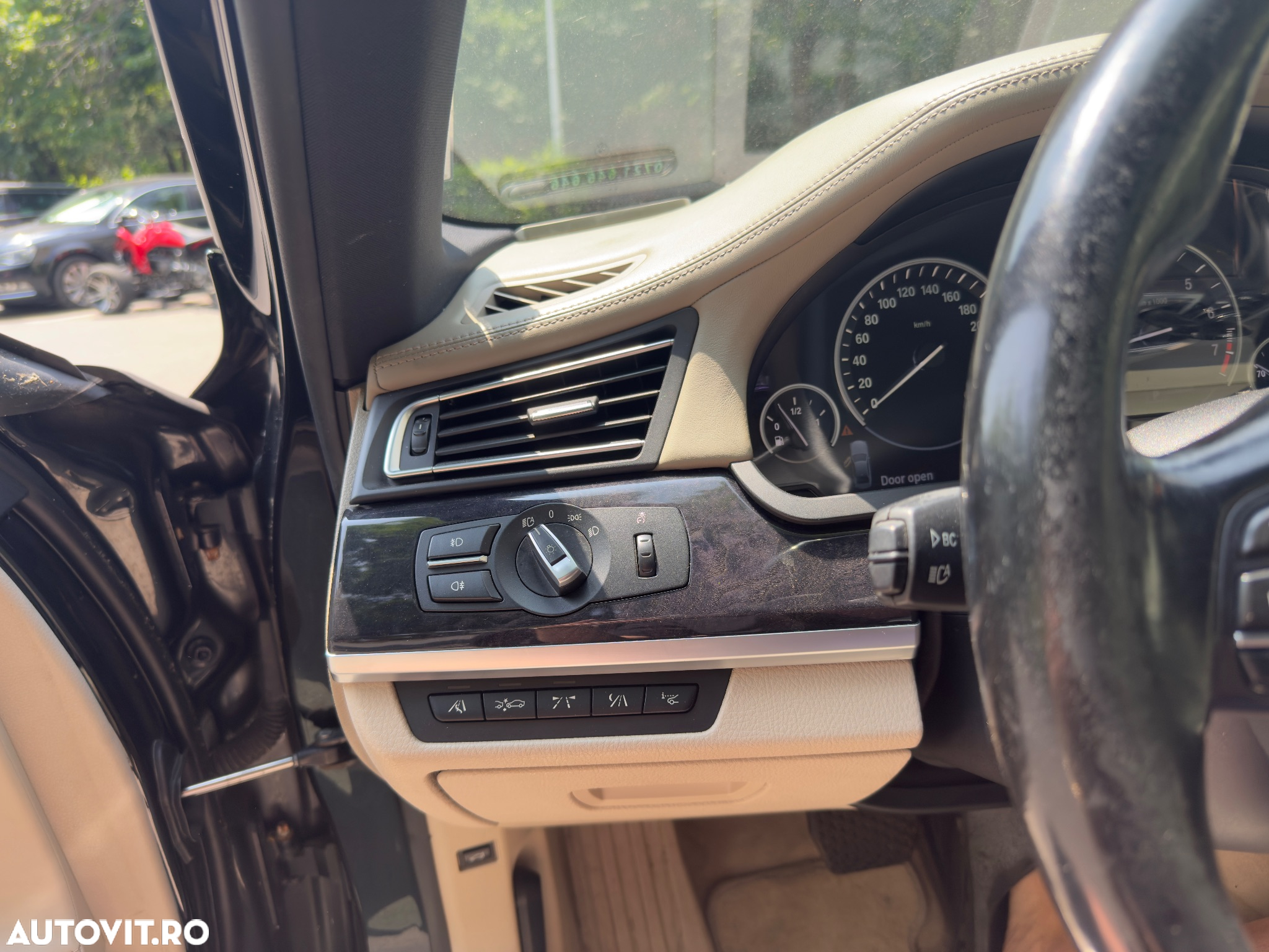 BMW Seria 7 750Li Aut. - 24
