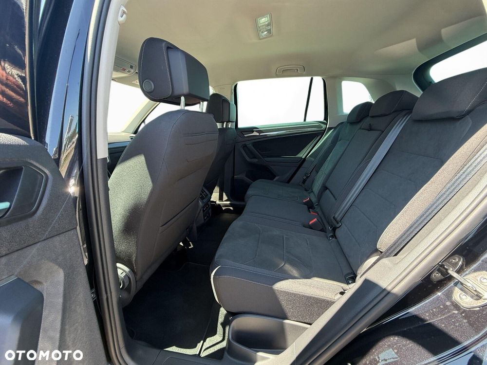 Volkswagen Tiguan 2.0 TSI 4Mot Elegance DSG - 32