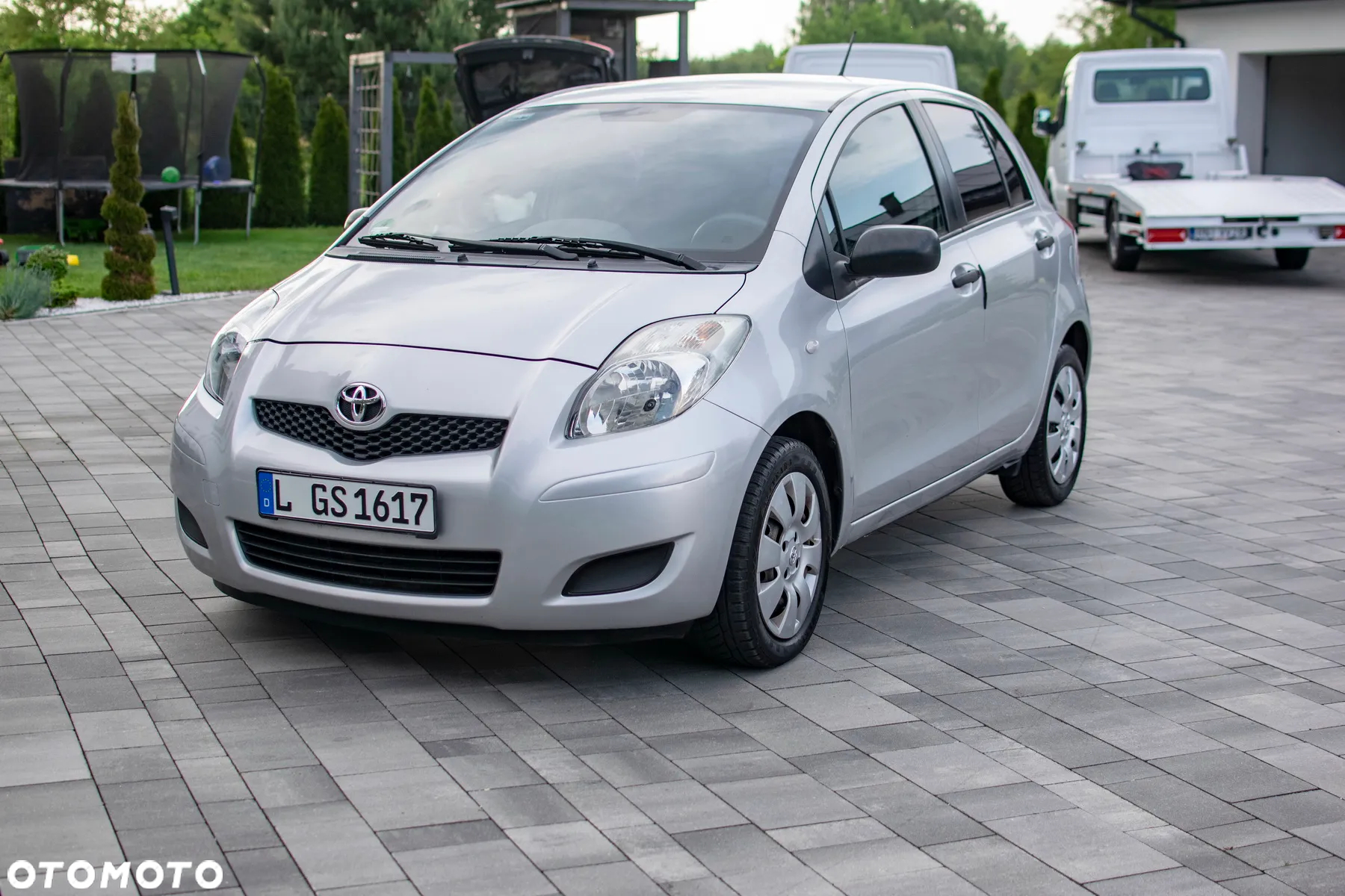 Toyota Yaris - 32