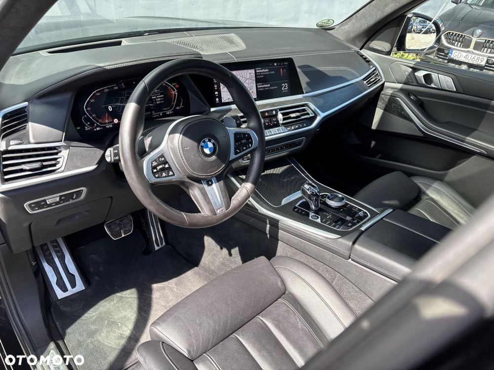 BMW X7 - 9