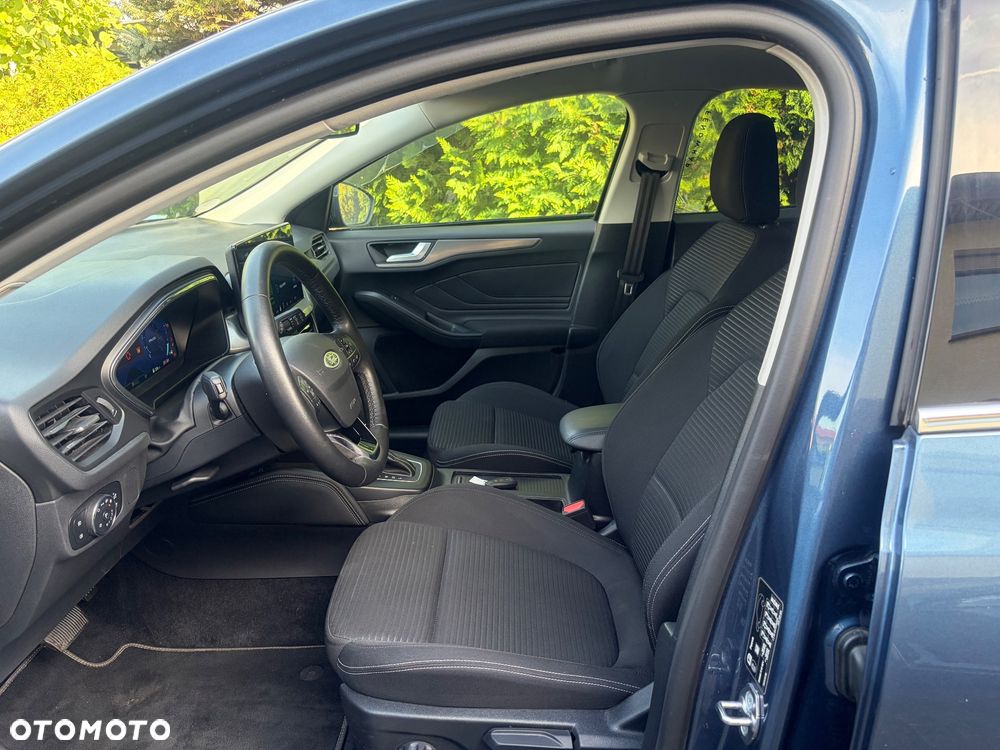 Ford Focus - 28