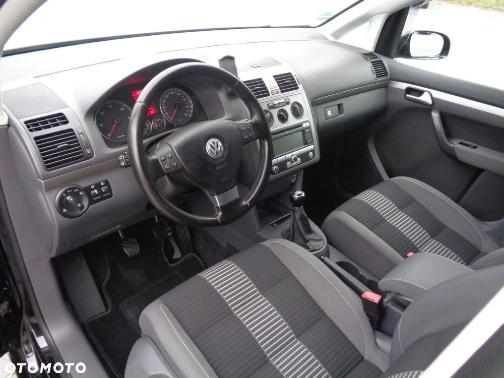 Volkswagen Touran 1.9 TDI DPF United - 5