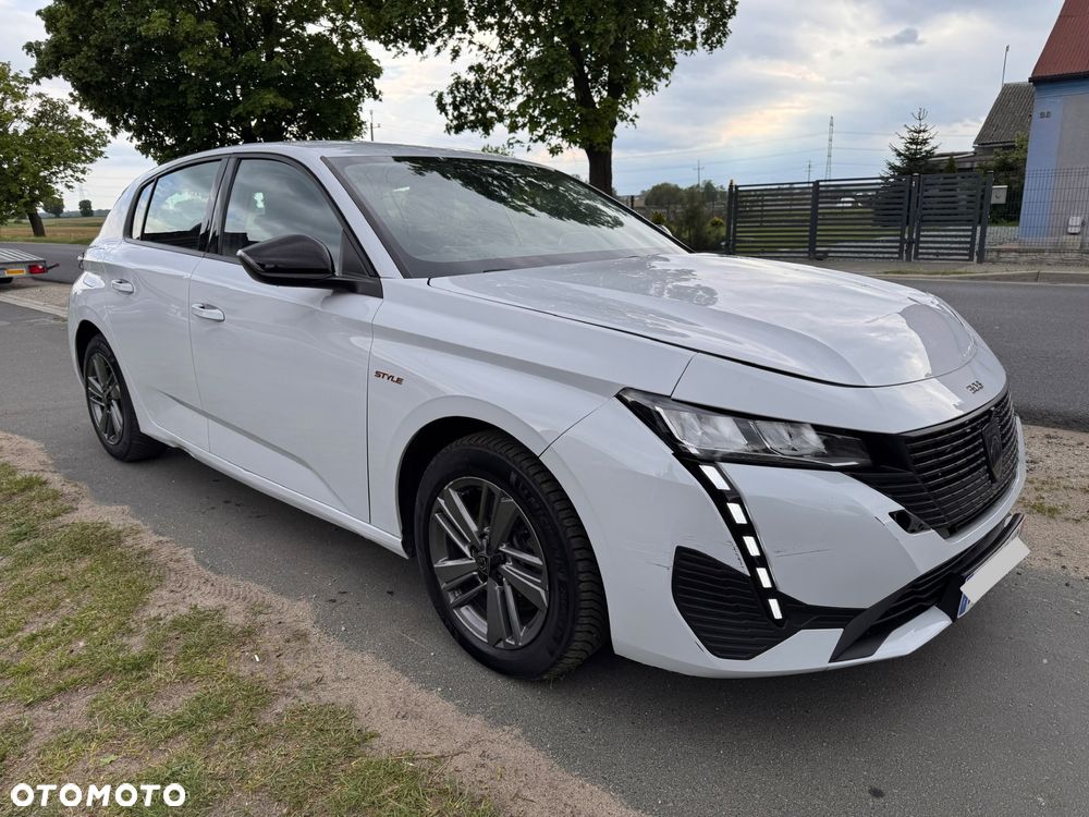 Peugeot 308 - 1