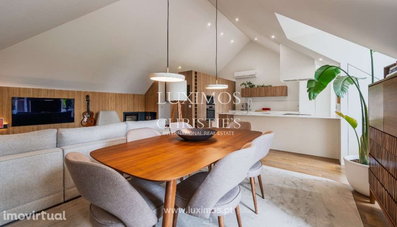 Apartamento T3 inserido em  Palacete à venda no Porto - Grande imagem: 5/25