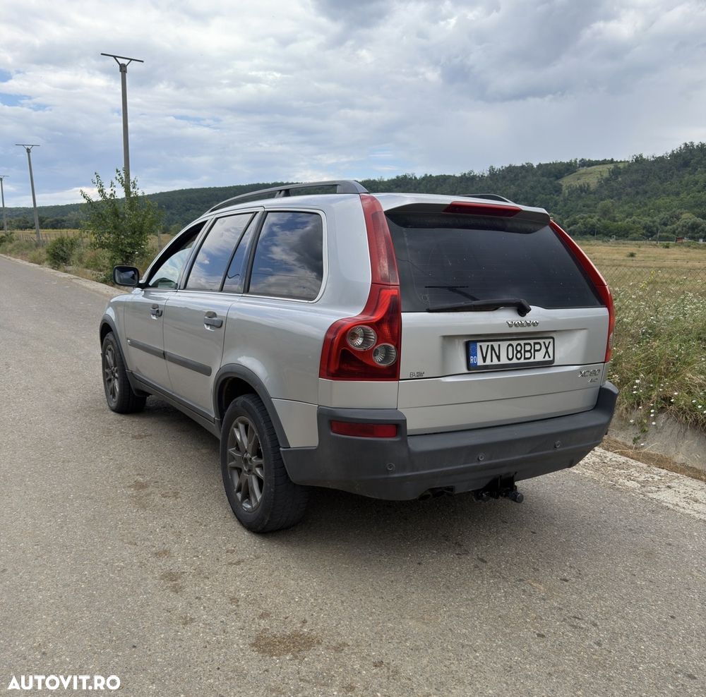 Volvo XC 90 - 3