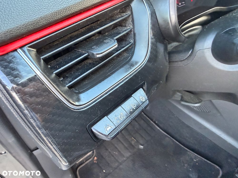 Renault Arkana TCe 140 EDC R.S LINE - 25