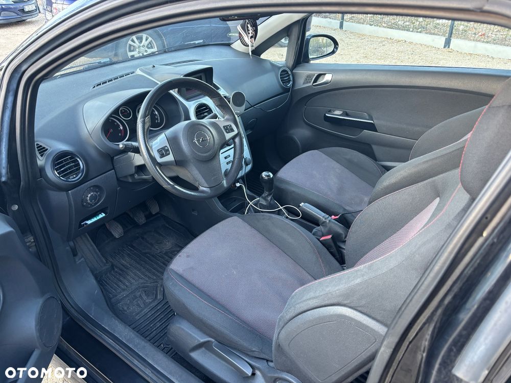 Opel Corsa 1.4 16V Sport - 10