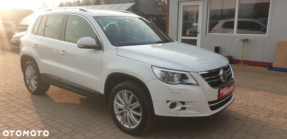 Volkswagen Tiguan - 8