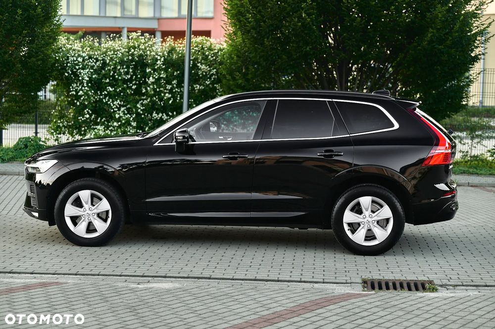 Volvo XC 60 B4 D AWD Momentum Pro - 8